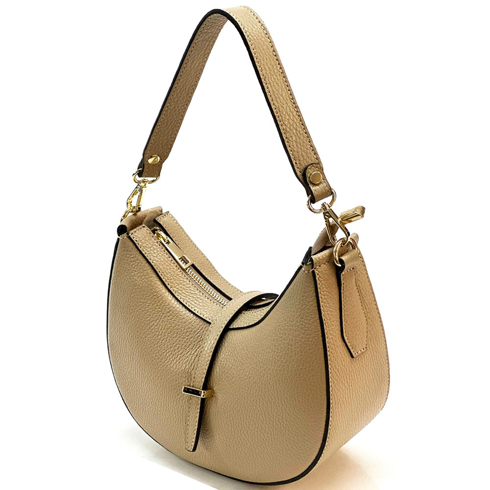 Lisa Hobo Bag