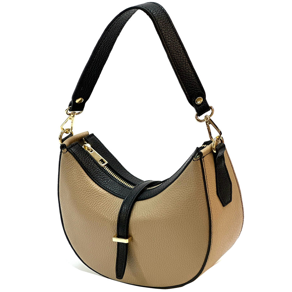 Lisa Hobo Bag